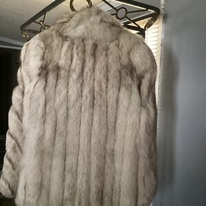 GENUINE Stunning Silver Fox Coat